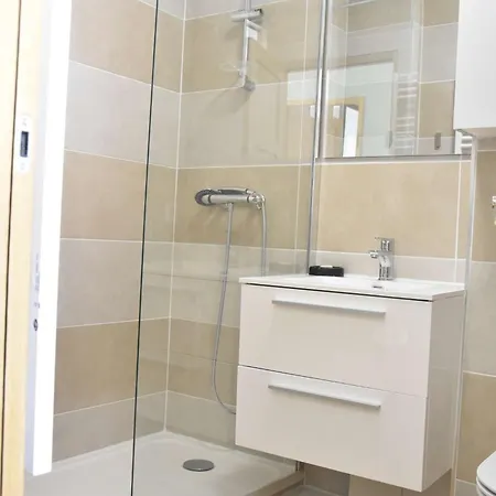 Apartment Renove Avec Balcon Sur Le Port Gn460-010 Gruissan